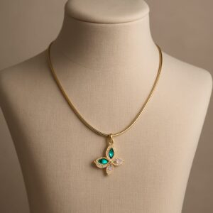 سلسلة نسائية فاخرة